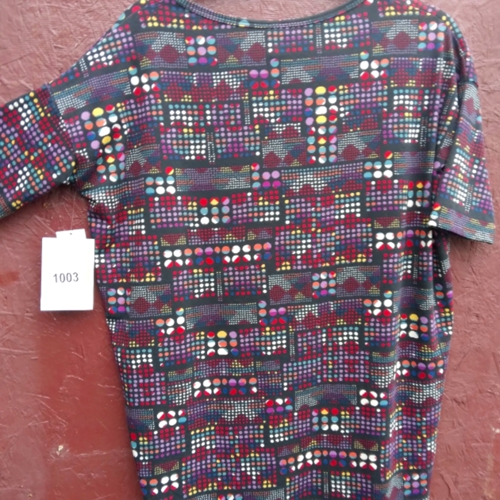 Lularoe Irma blouse